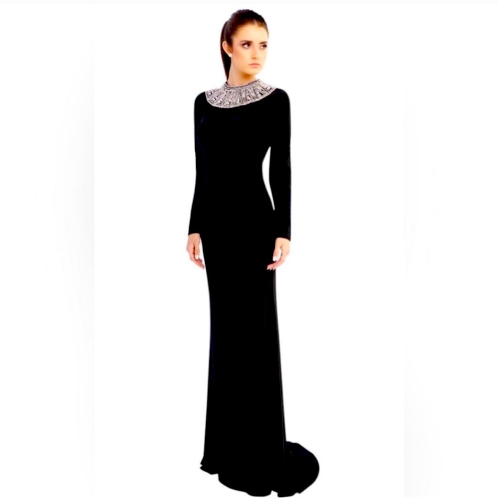 Ieena‎ for Mac Duggal, Embellished Neckline Jersey Gown, Black/Silver, Size 4